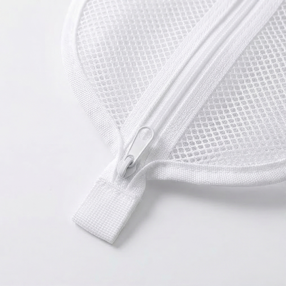 PocheTravel™ – Trousse de Toilette Autoportante pour Voyageurs