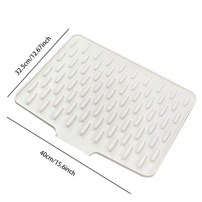 DryDefend™ – Tapis d’égouttage en silicone incliné (−50 %)