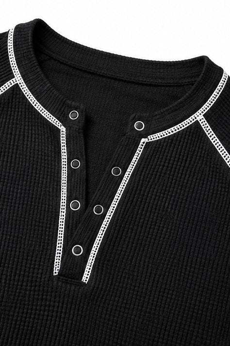 GaufréChic™ – Haut Henley en Maille Gaufrée à Surpiqûres Contrastées